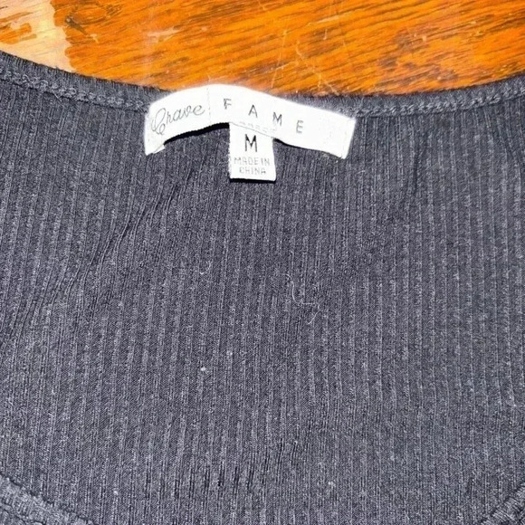 Grave Fame shirt - Picture 3 of 4